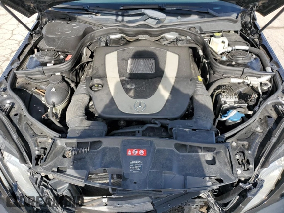 2011 Mercedes-Benz E 350 Luxury with VIN WDDHF8HB0BA374231, listed as a Copart auction lot 55671725 with 165,658 mi miles and Salvage title. Bid and sale history available at DreamBid. Image 11.
