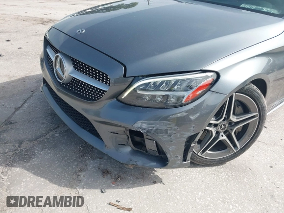 2019 Mercedes-Benz C 300 with VIN 55SWF8DB2KU302234, listed as a IAAI auction lot 42439409 with 99,907 mi miles and . Bid and sale history available at DreamBid. Image 6.