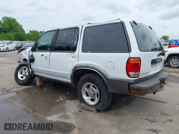 2001 Ford Explorer XLT с VIN 1FMZU73E11ZA03915, выставлен на аукционе IAAI как лот 42104076 с пробегом 117 034 миль миль и . История ставок и продаж доступна на DreamBid. Изображение 3.