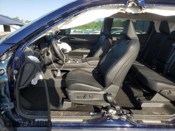 2024 Infiniti QX60 Luxe z VIN 5N1DL1FRXRC344608, wystawiony jako Copart lot #52451285 z przebiegiem 6 047 mil mil oraz Nie do naprawy • Non repairable. Historia ofert i sprzedaży dostępna na DreamBid. Obrazek 7.