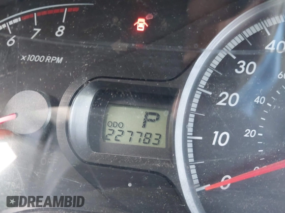 2012 Toyota Sienna LE AAS with VIN 5TDKK3DC9CS184722, listed as a IAAI auction lot 41942991 with 227,783 mi miles. Bid and sale history available at carsss.com. Image 15.