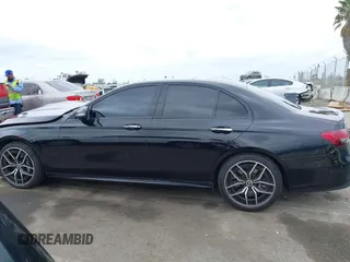 2022 Mercedes-Benz E 450 z VIN W1KZF5KB8NB092932, wystawiony jako IAAI lot #42052966 z przebiegiem 57 176 mil mil oraz . Historia ofert i sprzedaży dostępna na DreamBid. Obrazek 15.