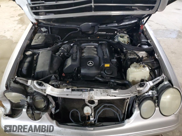 2002 Mercedes-Benz E 320 with VIN WDBJF65J52B497463, listed as a Copart auction lot 82372014 with 201,131 mi miles and Salvage Title. Bid and sale history available at DreamBid. Image 11.