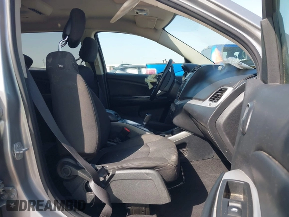 2017 Dodge Journey SE with VIN 3C4PDCABXHT662235, listed as a IAAI auction lot 41767844 with Not Provided miles and . Bid and sale history available at DreamBid. Image 5.