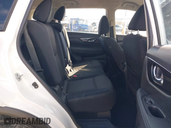 2017 Nissan Rogue SV with VIN KNMAT2MV9HP558445, listed as a IAAI auction lot 41637607 with 141,692 mi miles. Bid and sale history available at carsss.com. Image 8.