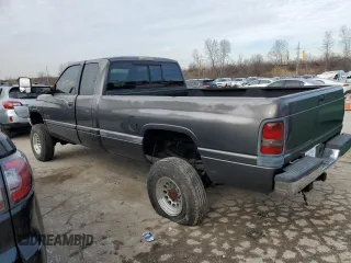 2002 Dodge 2500 z VIN 3B7KF23622M236135, wystawiony jako Copart lot #85047794 z przebiegiem 46 114 mil mil oraz Szkody całkowita. Historia ofert i sprzedaży dostępna na DreamBid. Obrazek 2.