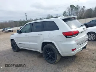 2017 Jeep Grand Cherokee Altitude with VIN 1C4RJEAG9HC736362, listed as a IAAI auction lot 41437181 with 125,346 mi miles and . Bid and sale history available at DreamBid. Image 15.