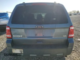 2011 Ford Escape XLT z VIN 1FMCU9DG4BKA85540, wystawiony jako Copart lot #50682125 z przebiegiem 183 747 mil mil oraz Czysty tytuł • Clean title. Historia ofert i sprzedaży dostępna na DreamBid. Obrazek 6.