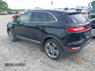 2017 Lincoln MKC Reserve with VIN 5LMCJ3D91HUL14029, listed as a IAAI auction lot 42209334 with 122,853 mi miles and . Bid and sale history available at DreamBid. Image 3.