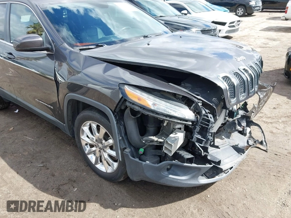 2016 Jeep Cherokee Limited with VIN 1C4PJLDS8GW233799, listed as a IAAI auction lot 41734376 with 114,187 mi miles. Bid and sale history available at carsss.com. Image 18.