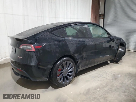 2022 Tesla Model Y Performance with VIN 7SAYGDEF3NF453267, listed as a Copart auction lot 53787615 with 82,452 mi miles and Salvage Title. Bid and sale history available at DreamBid. Image 3.