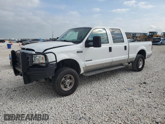 2001 Ford Super Duty F-250 XL with VIN 1FTNW21F11EA94638, listed as a Copart auction lot 52372155 with 363,199 mi miles and Salvage Title. Bid and sale history available at carsss.com. Image 1.