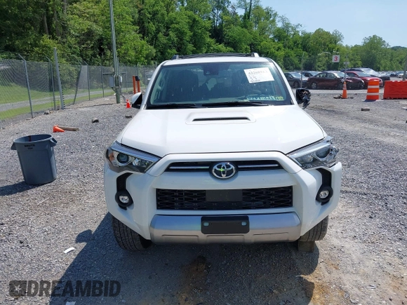 2021 Toyota 4Runner TRD Off Road Premium with VIN JTERU5JR5M5903979, listed as a IAAI auction lot 42268913 with 34,094 mi miles and . Bid and sale history available at DreamBid. Image 12.