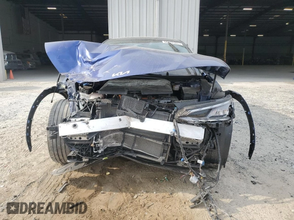 2024 Kia EV6 GT z VIN KNDC5DLE3R5219760, wystawiony jako Copart lot #56112395 z przebiegiem 13 488 mil mil oraz Szkoda całkowita • Salvage title. Historia ofert i sprzedaży dostępna na DreamBid. Obrazek 5.