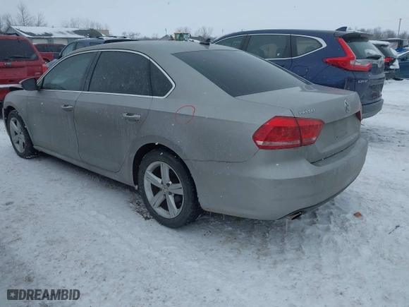 2012 Volkswagen Passat SE w/Sunroof with VIN 1VWBH7A3XCC097453, listed as a IAAI auction lot 41623676 with 155,721 mi miles. Bid and sale history available at carsss.com. Image 3.