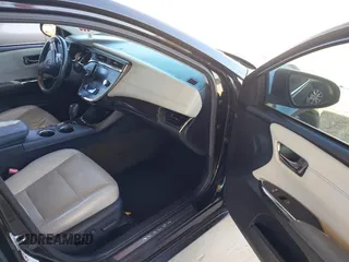 2013 Toyota Avalon XLE with VIN 4T1BK1EB6DU038913, listed as a IAAI auction lot 42030660 with 151,691 mi miles and . Bid and sale history available at DreamBid. Image 5.