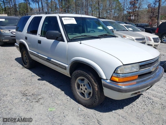 1999 Chevrolet Blazer LS with VIN 1GNDT13W8X2194684, listed as a IAAI auction lot 41845973 with 423,234 mi miles. Bid and sale history available at carsss.com. Image 1.
