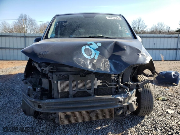 2018 Mercedes-Benz Metris Passenger Van with VIN WD4PG2EE4J3393453, listed as a Copart auction lot 46002125 with NaN miles and Clean Title. Bid and sale history available at carsss.com. Image 5.