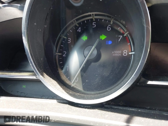 2017 Mazda 3 Grand Touring z VIN 3MZBN1M39HM127811, wystawiony jako IAAI lot #42060315 z przebiegiem Nie podano mil oraz . Historia ofert i sprzedaży dostępna na DreamBid. Obrazek 14.