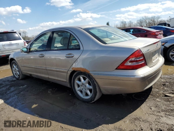 2003 Mercedes-Benz C 240 with VIN WDBRF61JX3E013411, listed as a Copart auction lot 47360734 with 213,190 mi miles and Clean Title. Bid and sale history available at carsss.com. Image 2.