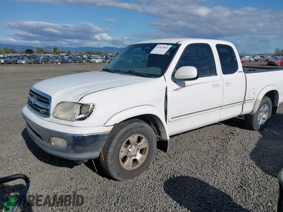 2001 Toyota Tundra Limited with VIN 5TBRT38151S157754, listed as a IAAI auction lot 41947041 with 217,402 mi miles and . Bid and sale history available at carsss.com. Image 2.