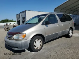 2002 Toyota Sienna LE with VIN 4T3ZF13C22U423405, listed as a Copart auction lot 53753045 with 208,523 mi miles and Salvage Title. Bid and sale history available at DreamBid. Image 1.