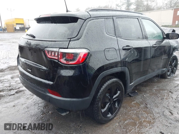 2019 Jeep Compass Latitude with VIN 3C4NJDBB1KT601609, listed as a IAAI auction lot 41931381 with Not provided miles and . Bid and sale history available at DreamBid. Image 4.