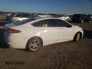 2018 Ford Fusion Hybrid SE with VIN 3FA6P0LU5JR262611, listed as a Copart auction lot 69507512 with 98,252 mi miles. Bid and sale history available at carsss.com. Image 3.