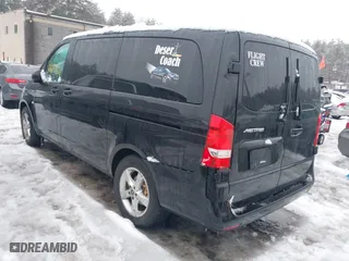 2018 Mercedes-Benz Metris Passenger Van with VIN WD4PG2EE5J3459900, listed as a IAAI auction lot 41515826 with 151,828 mi miles. Bid and sale history available at carsss.com. Image 3.