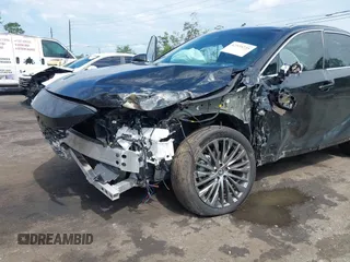 2024 Lexus RX 350 с VIN 2T2BAMBA8RC027061, выставлен на аукционе IAAI как лот 42535235 с пробегом 21 346 миль миль и . История ставок и продаж доступна на DreamBid. Изображение 6.