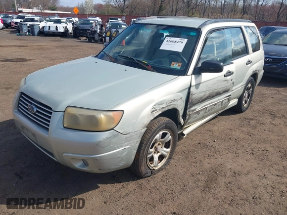 2006 Subaru Forester 2.5 X with VIN JF1SG63646H703558, listed as a IAAI auction lot 42008479 with 190,235 mi miles. Bid and sale history available at carsss.com. Image 6.