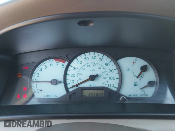 2004 Toyota Corolla CE with VIN 1NXBR32E24Z288154, listed as a IAAI auction lot 42073969 with 226,820 mi miles. Bid and sale history available at carsss.com. Image 7.