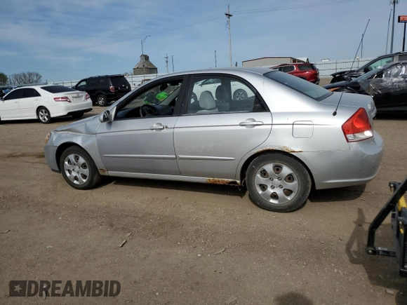 2008 Kia Spectra EX z VIN KNAFE121185541321, wystawiony jako Copart lot #55216295 z przebiegiem 120 833 mil mil oraz Szkoda całkowita • Salvage title. Historia ofert i sprzedaży dostępna na DreamBid. Obrazek 2.