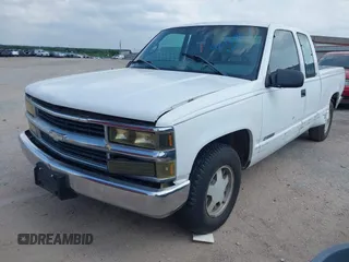 1998 Chevrolet Silverado 1500 with VIN 1GCEC19M7WE151745, listed as a IAAI auction lot 42161857 with 203,640 mi miles and . Bid and sale history available at DreamBid. Image 2.