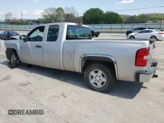 2007 Chevrolet Silverado 1500 LT w/1LT with VIN 2GCEC19CX71575317, listed as a Copart auction lot 51541385 with 220,540 mi miles and Salvage Title. Bid and sale history available at carsss.com. Image 2.