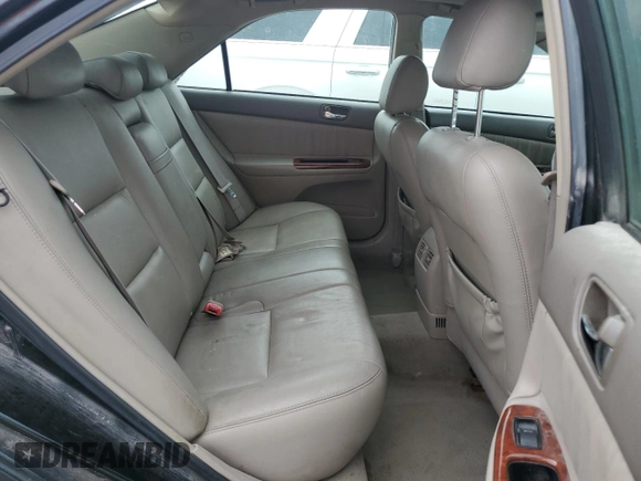 2006 Toyota Camry LE z VIN 4T1BF30K76U635823, wystawiony jako Copart lot #54246045 z przebiegiem 211 090 mil mil oraz Szkoda całkowita • Salvage title. Historia ofert i sprzedaży dostępna na DreamBid. Obrazek 10.