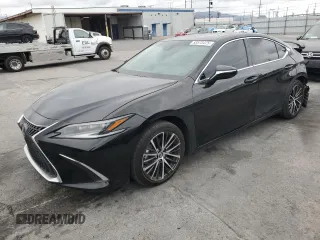 2023 Lexus ES 300h z VIN 58ADA1C1XPU034477, wystawiony jako Copart lot #53573475 z przebiegiem 22 101 mil mil oraz Szkoda całkowita • Salvage title. Historia ofert i sprzedaży dostępna na DreamBid. Obrazek 1.
