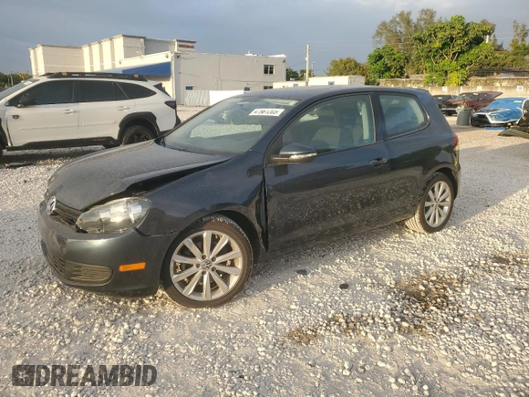 2012 Volkswagen Golf z VIN WVWBB7AJXCW082128, wystawiony jako Copart lot #47961205 z przebiegiem 38 085 mil mil oraz Szkoda całkowita • Salvage title. Historia ofert i sprzedaży dostępna na DreamBid. Obrazek 1.