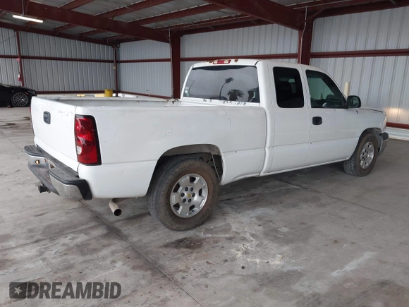 2005 Chevrolet Silverado 1500 LS with VIN 2GCEC19T051227099, listed as a IAAI auction lot 41489414 with 187,224 mi miles and . Bid and sale history available at DreamBid. Image 4.
