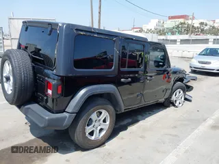 2023 Jeep Wrangler Willys with VIN 1C4HJXDG5PW615358, listed as a IAAI auction lot 42383749 with 31,988 mi miles and . Bid and sale history available at DreamBid. Image 4.