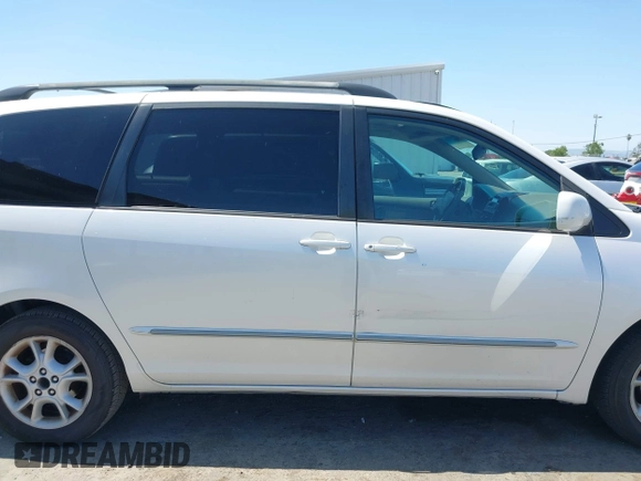 2005 Toyota Sienna XLE with VIN 5TDZA22C25S350614, listed as a IAAI auction lot 42179349 with 219,852 mi miles and . Bid and sale history available at carsss.com. Image 13.