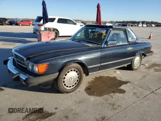 1988 Mercedes-Benz 560 SL with VIN WDBBA48D9JA089761, listed as a Copart auction lot 86198784 with 139,576 mi miles and Clean Title. Bid and sale history available at carsss.com. Image 1.