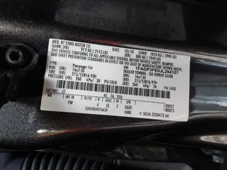 2018 Ford Focus SE z VIN 1FADP3FE0JL284107, wystawiony jako IAAI lot #42815845 z przebiegiem 110 155 mil mil oraz . Historia ofert i sprzedaży dostępna na DreamBid. Obrazek 9.
