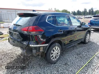 2019 Nissan Rogue SV z VIN 5N1AT2MV1KC840797, wystawiony jako IAAI lot #42292152 z przebiegiem 83 462 mil mil oraz . Historia ofert i sprzedaży dostępna na DreamBid. Obrazek 4.