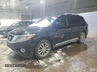 2016 Nissan Pathfinder SV with VIN 5N1AR2MM6GC619578, listed as a Copart auction lot 44746755 with 92,806 mi miles and Salvage Title. Bid and sale history available at carsss.com. Image 1.