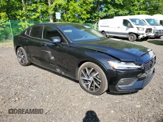 2020 Volvo S60 Momentum with VIN 7JRA22TK9LG063862, listed as a Copart auction lot 53889453 with 29,491 mi miles. Bid and sale history available at carsss.com. Image 4.