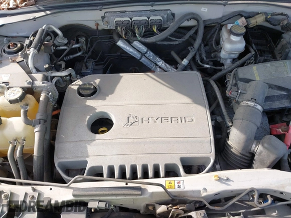 2009 Ford Escape Hybrid с VIN 1FMCU593X9KA57413, выставлен на аукционе IAAI как лот 41895313 с пробегом Не указан миль и . История ставок и продаж доступна на DreamBid. Изображение 10.