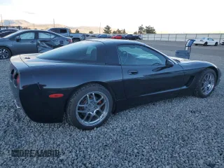 1999 Chevrolet Corvette with VIN 1G1YY22G3X5126621, listed as a Copart auction lot 76092044 with 56,112 mi miles and Clean Title. Bid and sale history available at carsss.com. Image 3.