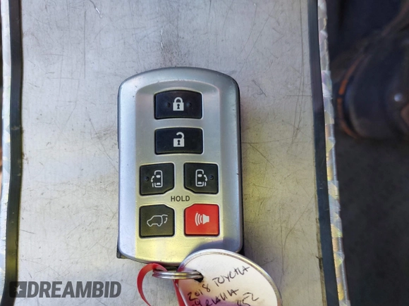 2018 Toyota Sienna XLE Auto Access Seat with VIN 5TDYZ3DC9JS910954, listed as a IAAI auction lot 42508405 with 90,029 mi miles and . Bid and sale history available at DreamBid. Image 11.