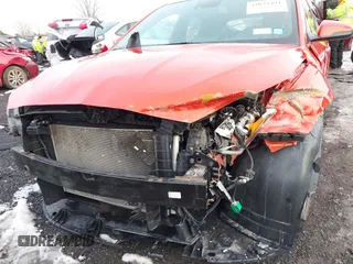 2019 Hyundai Veloster 2.0 with VIN KMHTG6AF6KU005046, listed as a IAAI auction lot 41073491 with 31,490 mi miles. Bid and sale history available at carsss.com. Image 6.